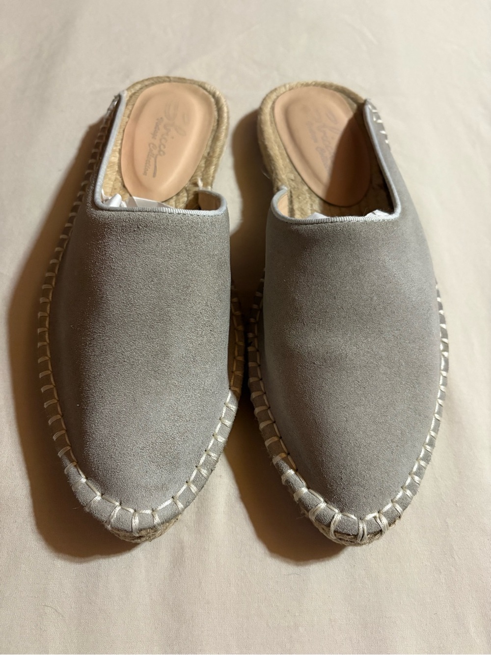Carvela Slip-On Suede Espadrille Mules in Light Gray Size 8